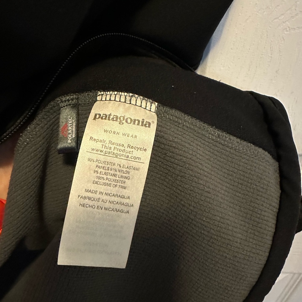 Patagonia Adze Men’s Hybrid with full zip - Picture 11 of 11